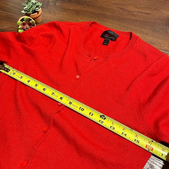 J Crew Italian Cashmere Red Cardigan - Size Medium - Picture 5 of 6